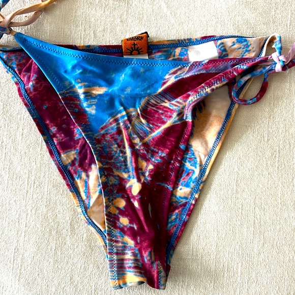 Vintage Jean Paul Gaultier Soleil Portraits Bikini Bottom and triangle top - Picture 4 of 6